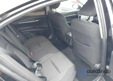 2025 Toyota Camry Le из США, поврежденный, VIN 4T1DAACK4SU110929